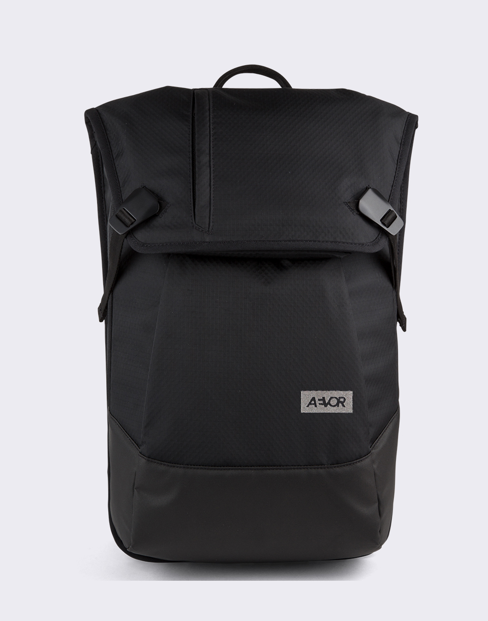 aevor daypack fineline black