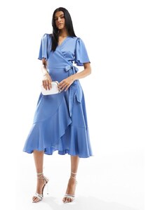 Rebellious Fashion tailored waist denim shirt dress in mid blue - GLAMI.eco Rebellious Fashion tailored waist denim shirt dress in mid blue - GLAMI.eco