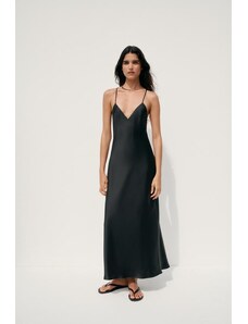 ZARA ZW COLLECTION LONG SATIN DRESS Dark navy XS - GLAMI.eco ZARA ZW COLLECTION LONG SATIN DRESS Dark navy XS - GLAMI.eco