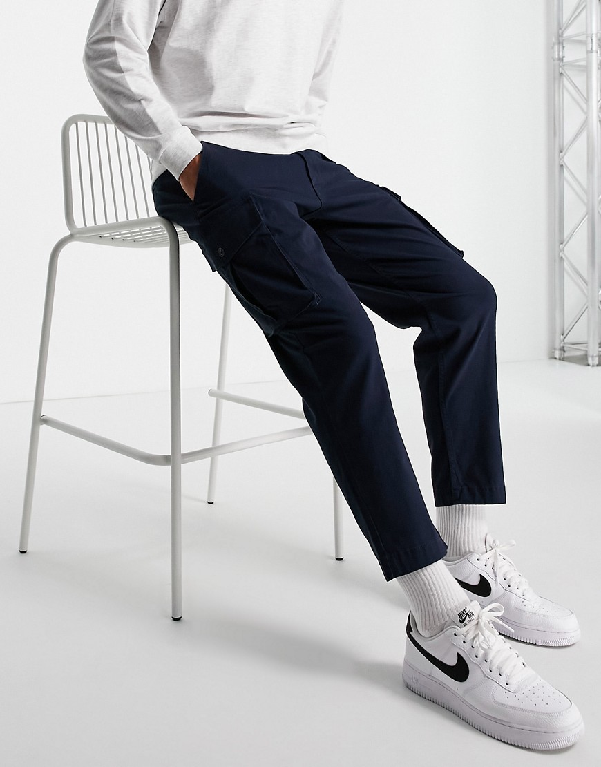 loose fit tapered trousers