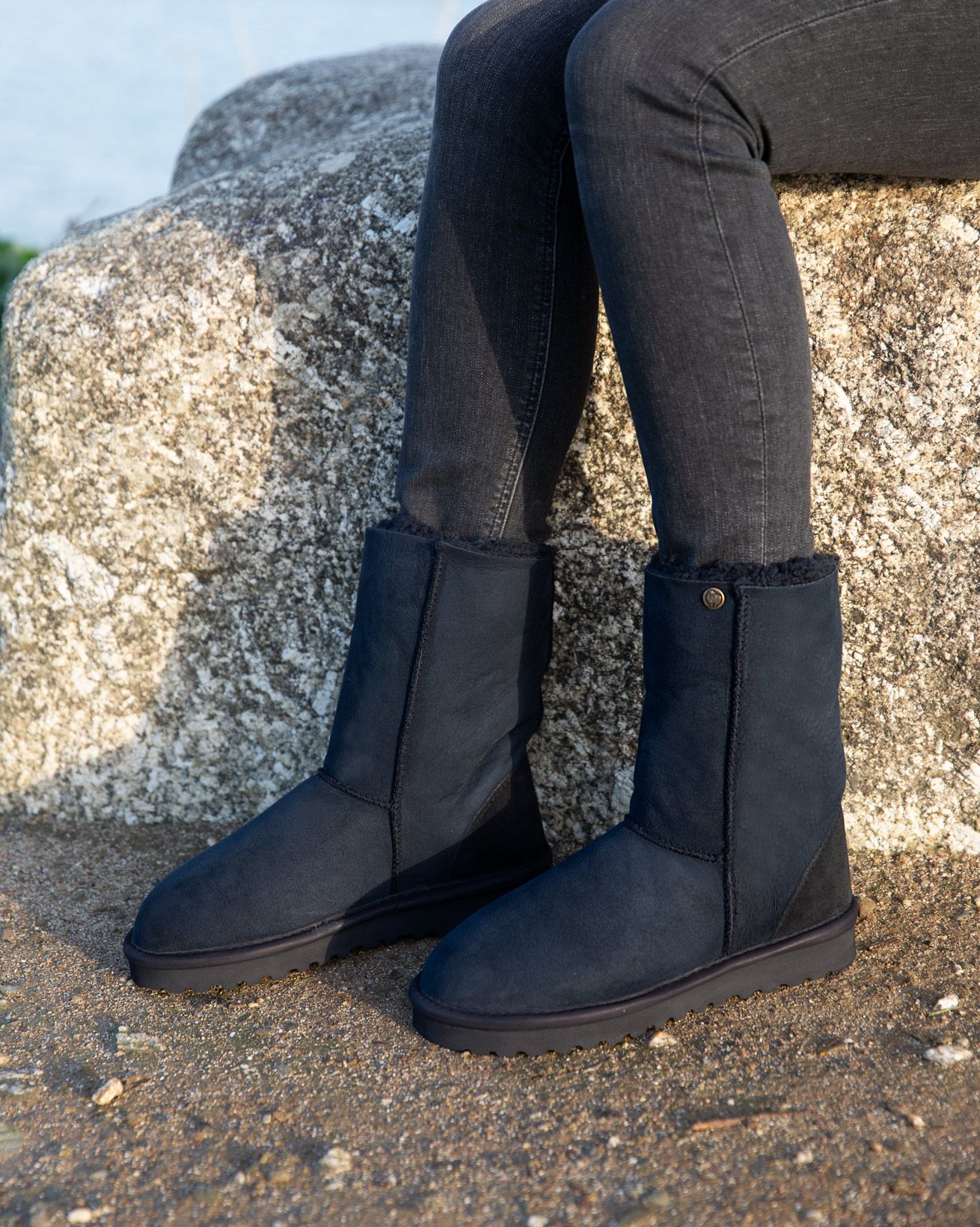 Ladies Celt Sheepskin Boots - Size 