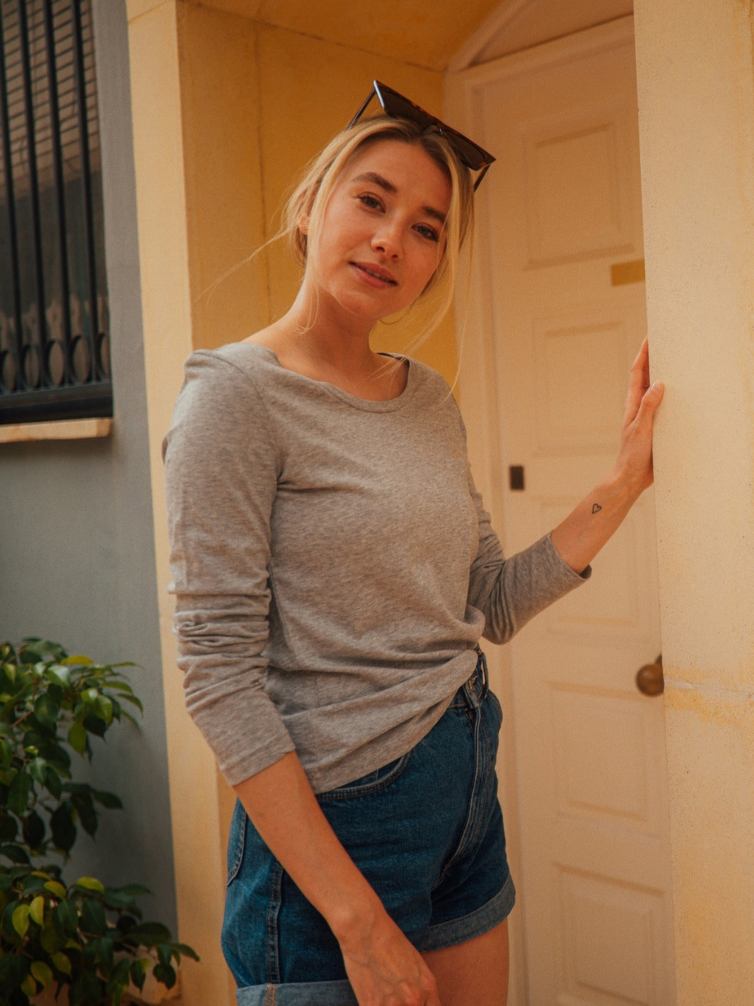 Zdravé tričko.cz Dámské tričko Harmony šedé