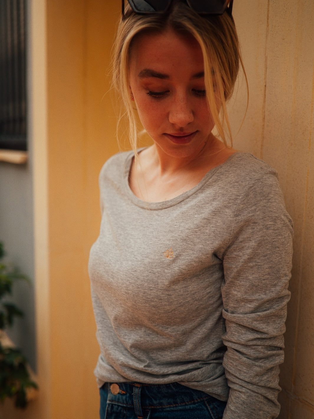 Zdravé tričko.cz Dámské tričko Harmony šedé