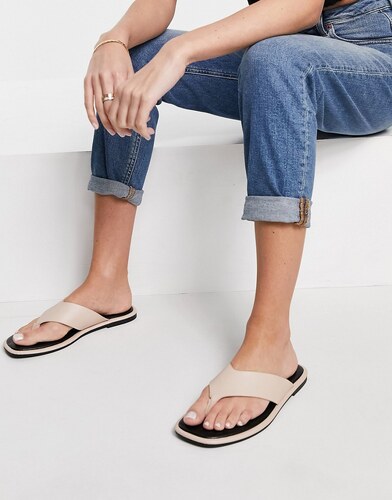schuh Tracy flip flop sandals in beige-Neutral - GLAMI.eco