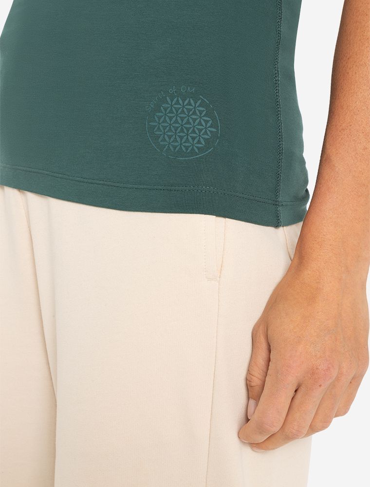 The Spirit of OM top z bio bavlny - zelený