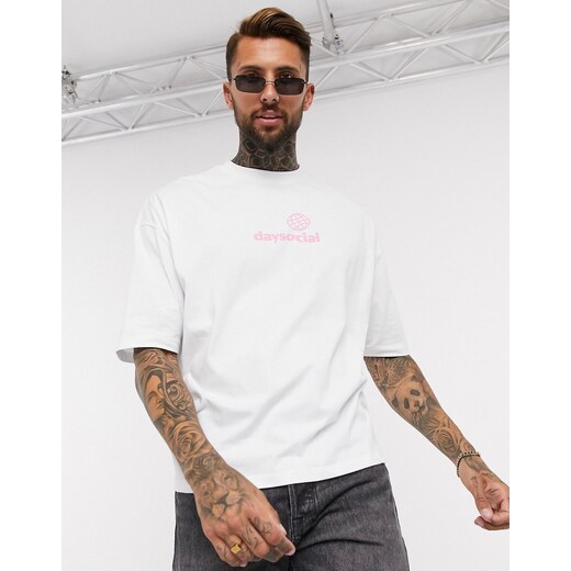 daysocial t shirt