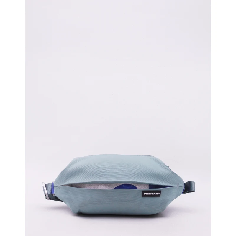 FREITAG F645 Phelps Foggy Blue - GLAMI.eco