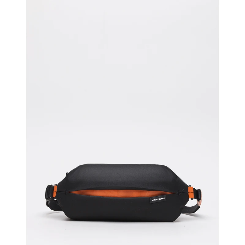 FREITAG F645 Phelps Black - GLAMI.eco