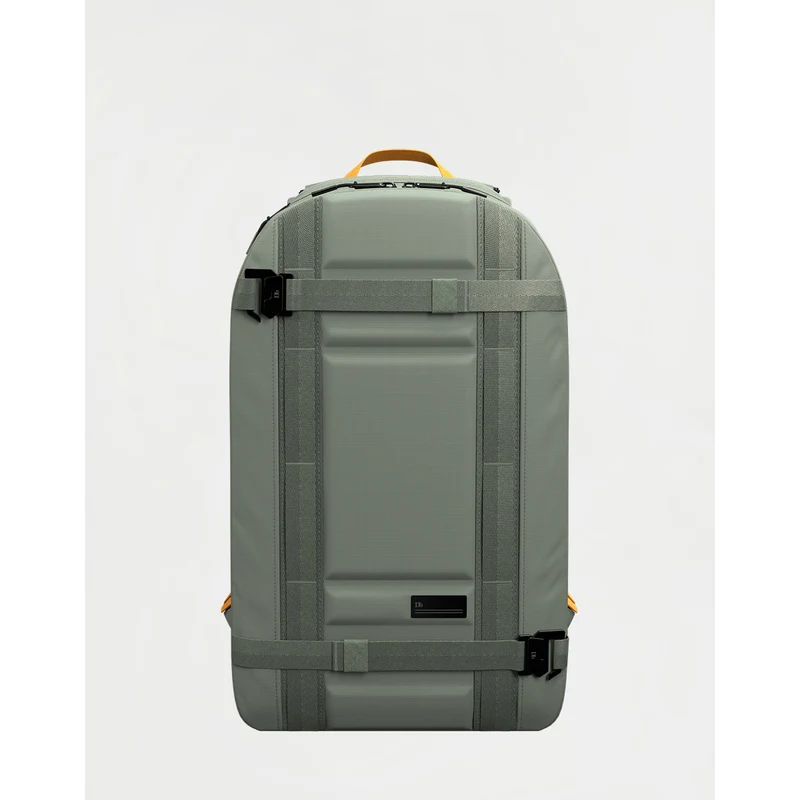 Db (Douchebags) The Ramverk 21L Backpack Sage Green - GLAMI.eco