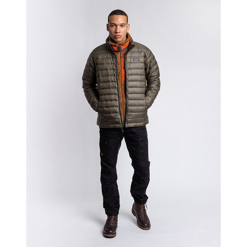 Patagonia Down Sweater Jacket (industrial green)