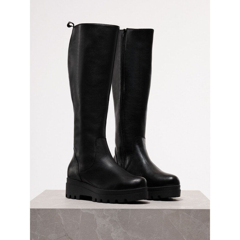 Kamik hot sale plateau boots