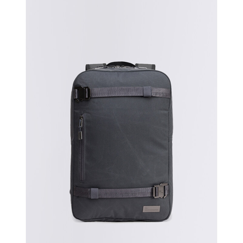 Db Essential Backpack 17L Gneis - GLAMI.eco