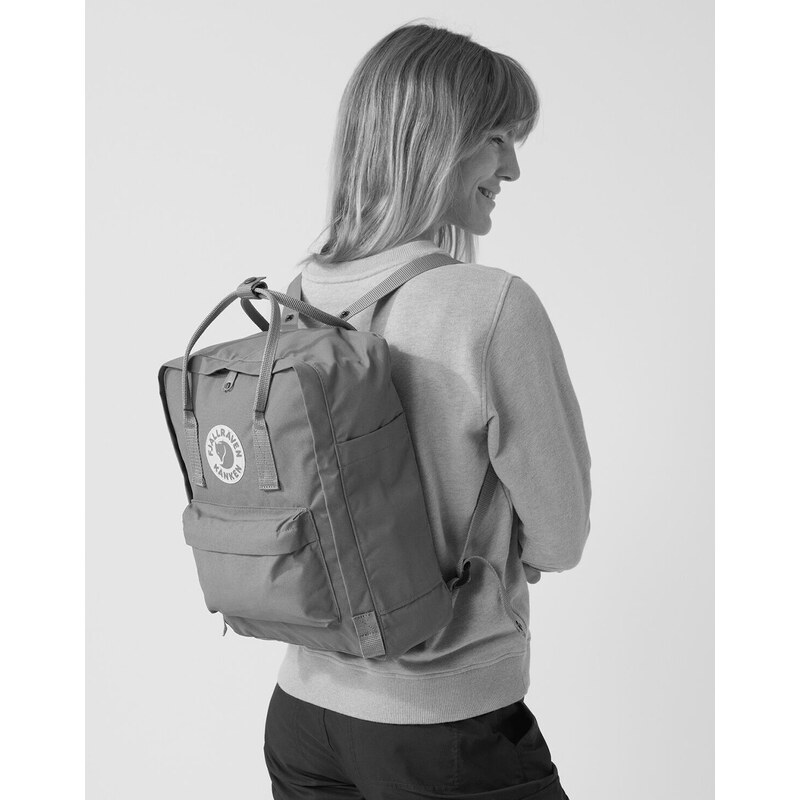 Fjallraven shop kanken khaki