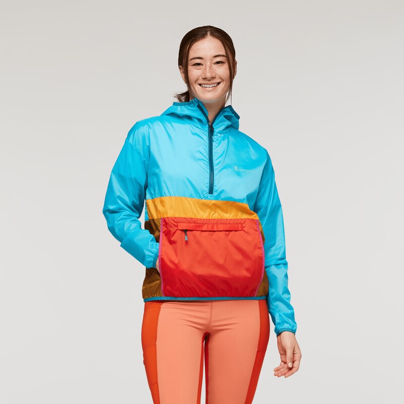 Cotopaxi women’s windbreaker popular