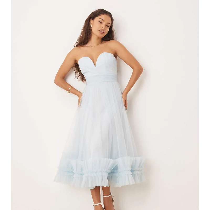 Lace & Beads Petite corset tulle ruffle hem midaxi dress in sky blue -  GLAMI.eco
