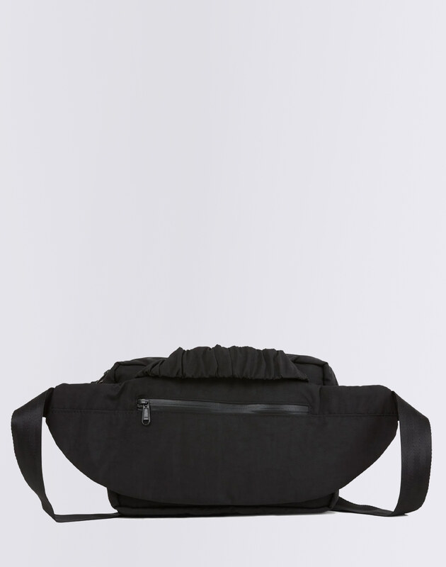 pinqponq Tetrik Large Maxgear Crinkle Black