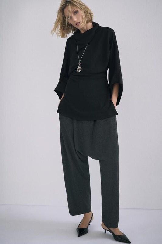 ZARA DRAPED TOP ZW COLLECTION LIMITED EDITION Black XS - GLAMI.eco